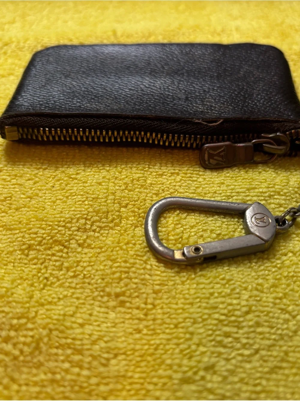 Authentic Louis Vuitton Pochette Clés Key Pouch / Keychain Wallet – Monogram